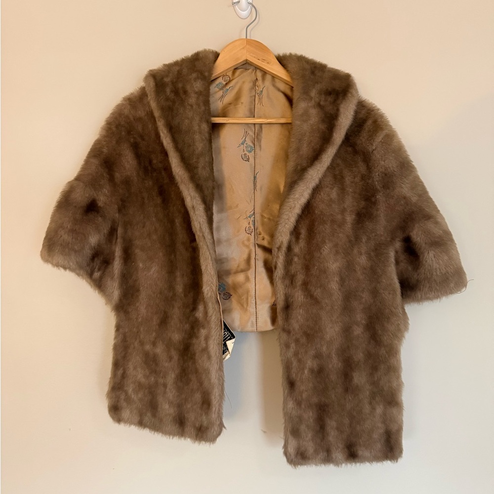 Vintage Regina Glenara by Glenoit Faux Fur Shawl Womens OS Luxury Glam Lined 50s